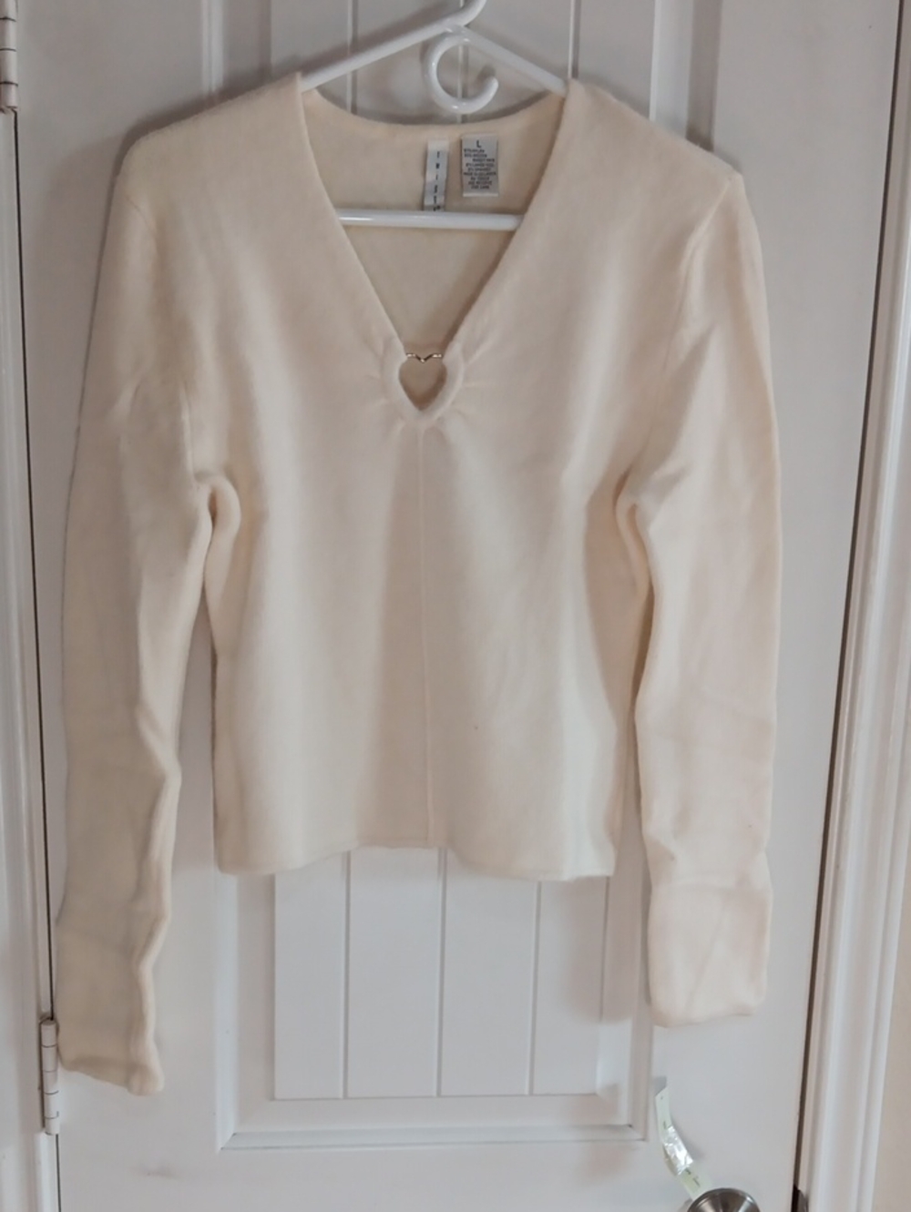 NWT Vintage Twiggy Angora Wool Blend Cutout V-Neck Top Ivory Cream Heart L